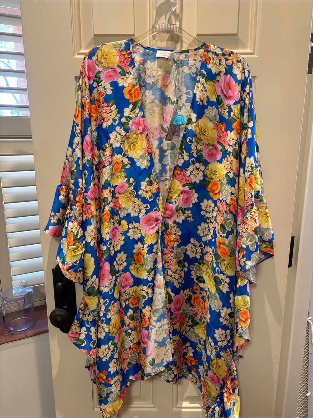 NWT Johnny was short ruffle kimono Pauline